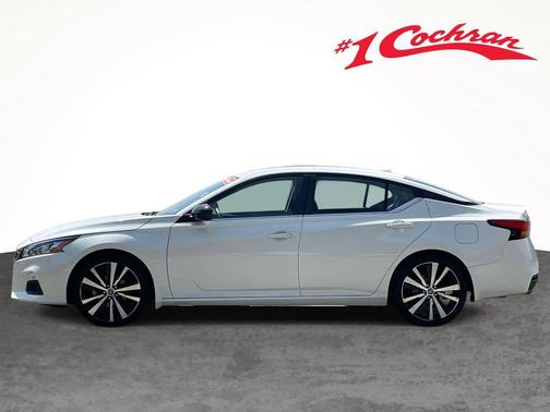Pearl White Tricoat 2021 Nissan Altima SR FWD