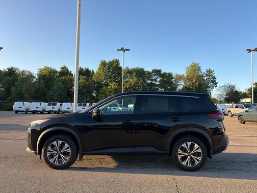 Super Black 2021 Nissan Rogue SV