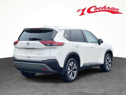 Pearl White Tricoat 2023 Nissan Rogue SV