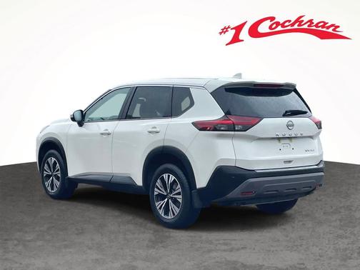 Pearl White Tricoat 2023 Nissan Rogue SV