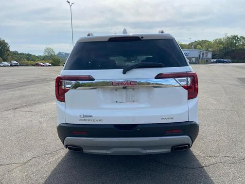 2023 GMC Acadia AWD SLE