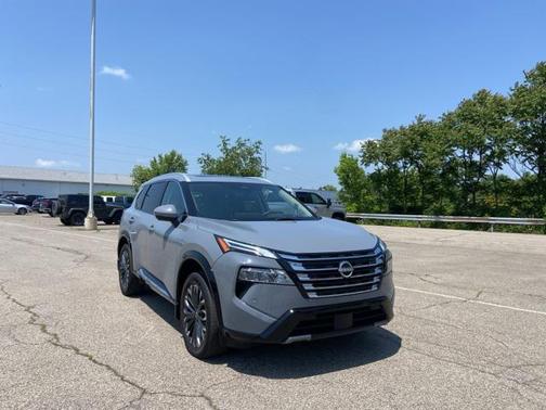2024 Nissan Rogue Platinum