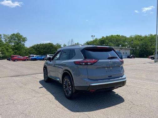 2024 Nissan Rogue Platinum