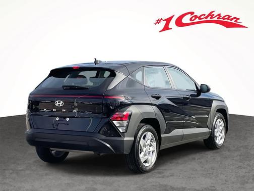 2026 Hyundai KONA SE