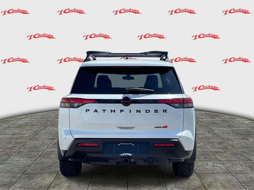 Everest White Pearl Tricoat 2026 Nissan Pathfinder Rock Creek