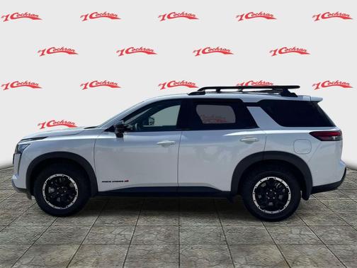 Everest White Pearl Tricoat 2026 Nissan Pathfinder Rock Creek