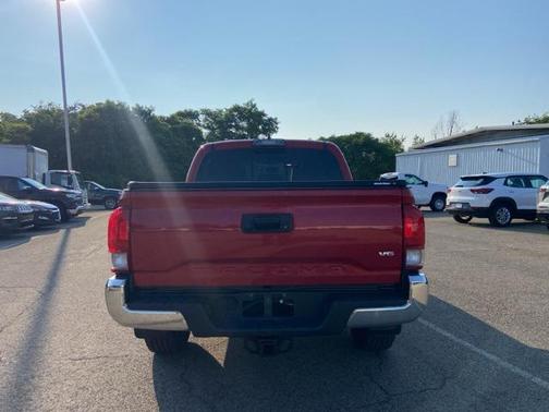 2017 Toyota Tacoma Base