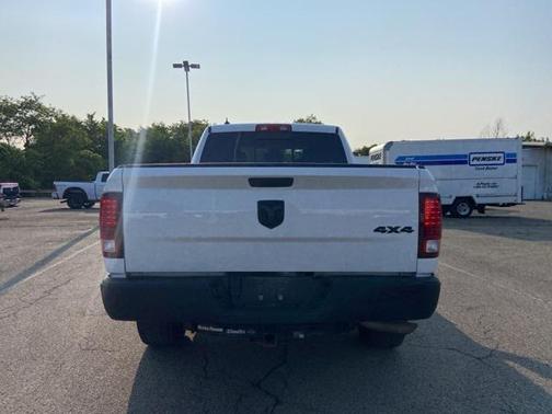 2020 RAM 1500 Classic Warlock Quad Cab 4x4 6'4' Box