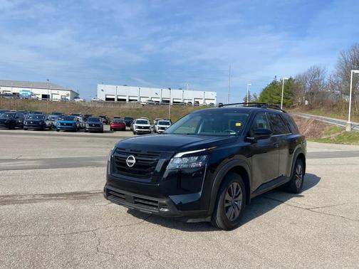 2023 Nissan Pathfinder SV 4WD