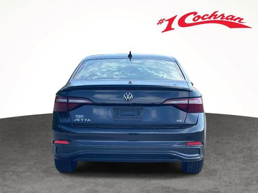Deep Black Pearl 2022 Volkswagen Jetta 1.5T SE