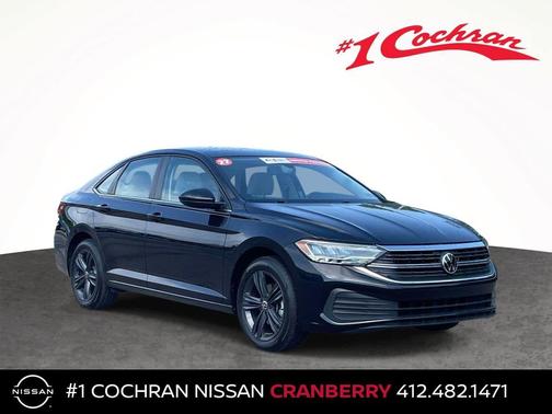 Deep Black Pearl 2022 Volkswagen Jetta 1.5T SE