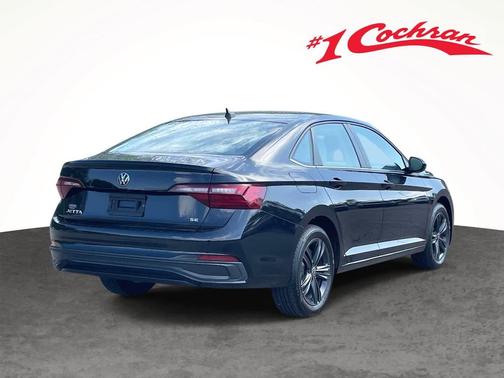 Deep Black Pearl 2022 Volkswagen Jetta 1.5T SE
