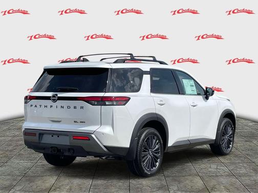 Everest White Pearl Tricoat 2026 Nissan Pathfinder SL