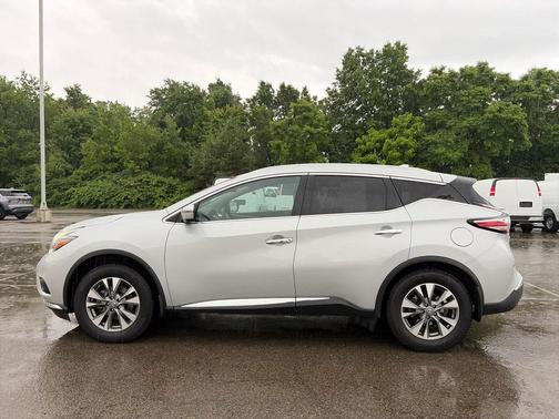 Brilliant Silver Metallic 2018 Nissan Murano SL