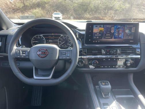 Super Black 2026 Nissan Pathfinder Rock Creek