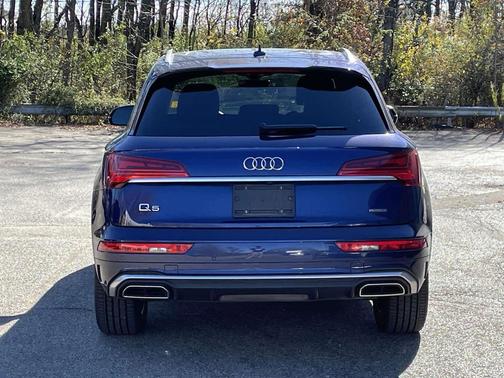 2022 Audi Q5 45 S line Premium Plus