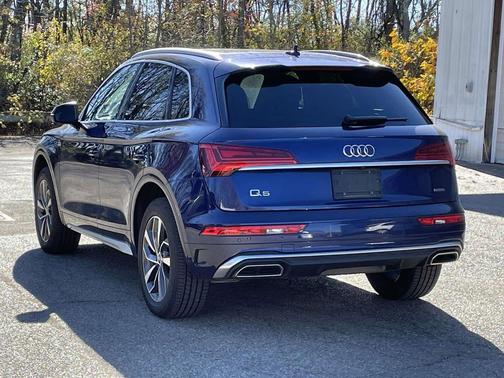 2022 Audi Q5 45 S line Premium Plus