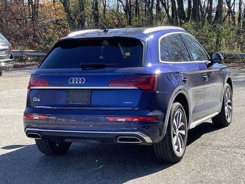 2022 Audi Q5 45 S line Premium Plus