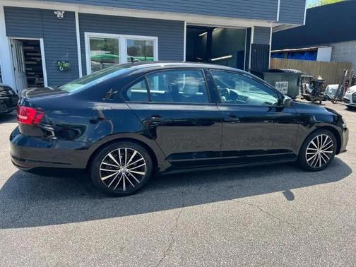 Black Uni 2015 Volkswagen Jetta 1.8T Sport