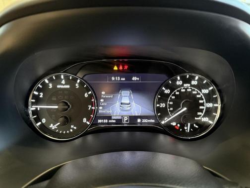 2022 INFINITI QX80 Luxe