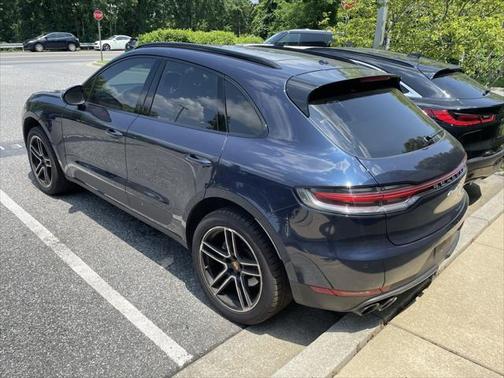 2021 Porsche Macan Base