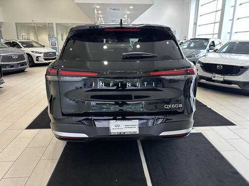 2026 INFINITI QX60 Pure