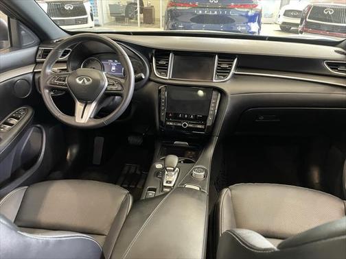 2023 INFINITI QX55 LUXE