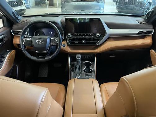 2020 Toyota Highlander Platinum