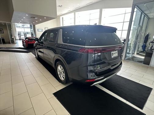 2022 Kia Carnival LXS