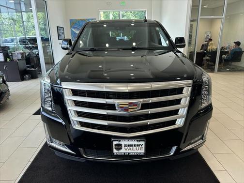 2019 Cadillac Escalade Luxury