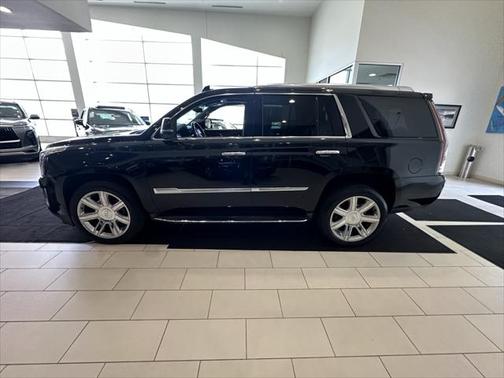 2019 Cadillac Escalade Luxury
