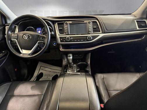 2018 Toyota Highlander Limited Platinum