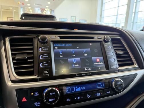 2018 Toyota Highlander Limited Platinum