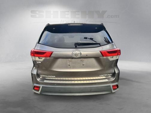 2018 Toyota Highlander Limited Platinum