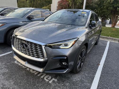 2023 INFINITI QX55 LUXE