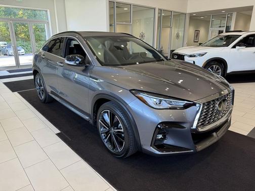2023 INFINITI QX55 LUXE