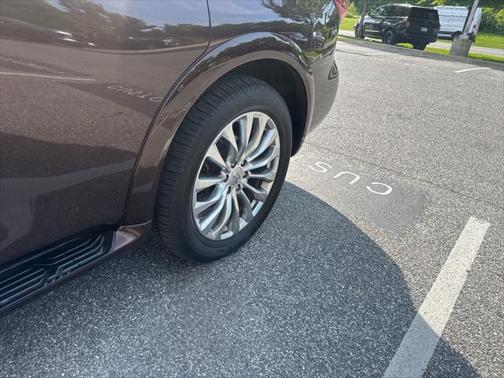 2017 INFINITI QX80 Base