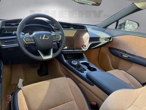 2023 Lexus RZ 450e Luxury