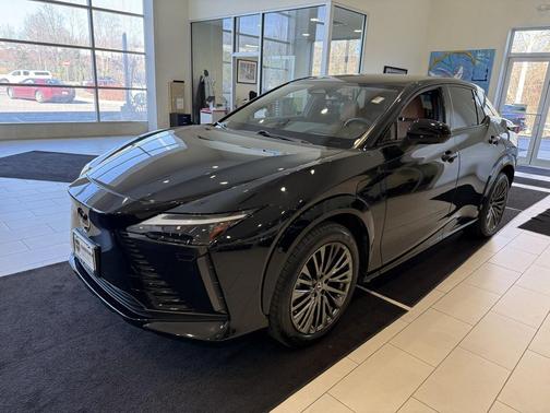 2023 Lexus RZ 450e Luxury