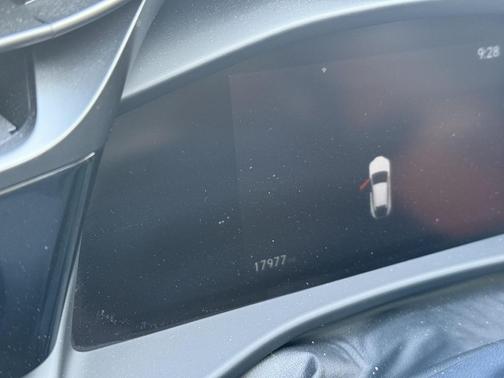 2023 Lexus RZ 450e Luxury