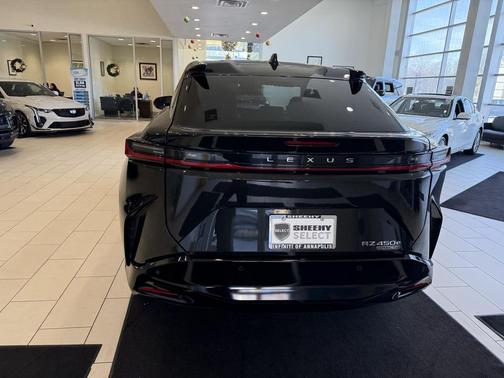 2023 Lexus RZ 450e Luxury