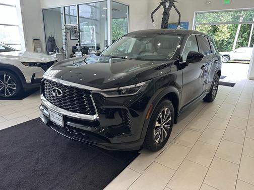2025 INFINITI QX60 Pure