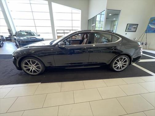 2022 Genesis G70 3.3T AWD