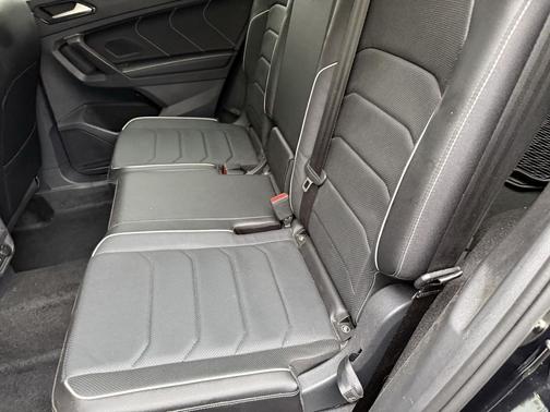 2024 Volkswagen Tiguan 2.0T SEL R-Line 4MOTION