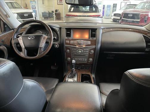2016 INFINITI QX80 Base
