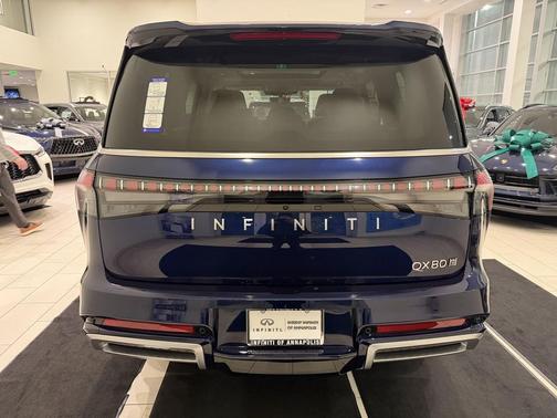 2026 INFINITI QX80 Luxe