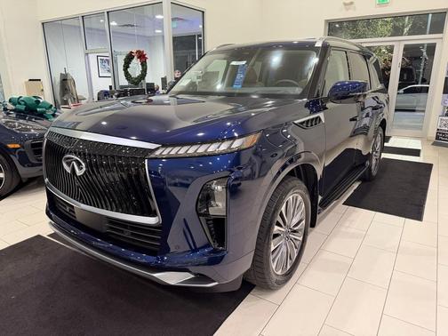 2026 INFINITI QX80 Luxe