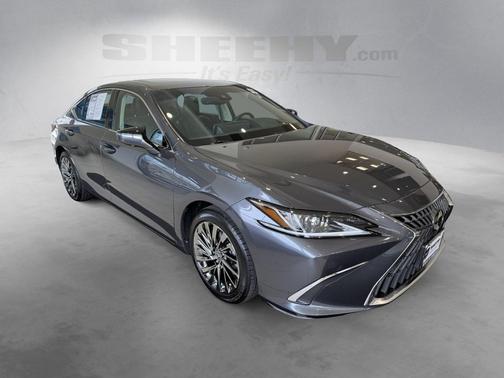 2024 Lexus ES 300h Luxury