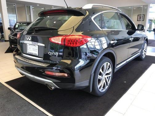2016 INFINITI QX50 Base