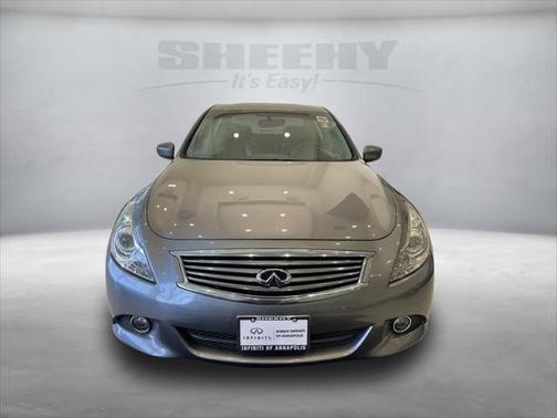 2015 INFINITI Q40 Base
